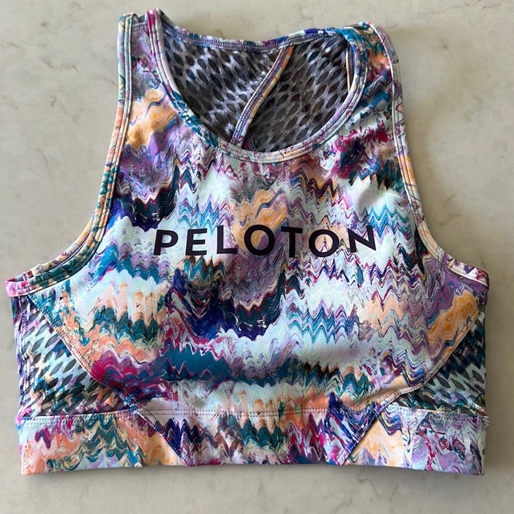 💞Peloton sports bra Brand New With Tags💞